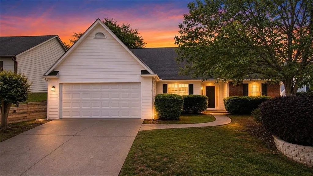 3335 Ennfield Lane, Duluth