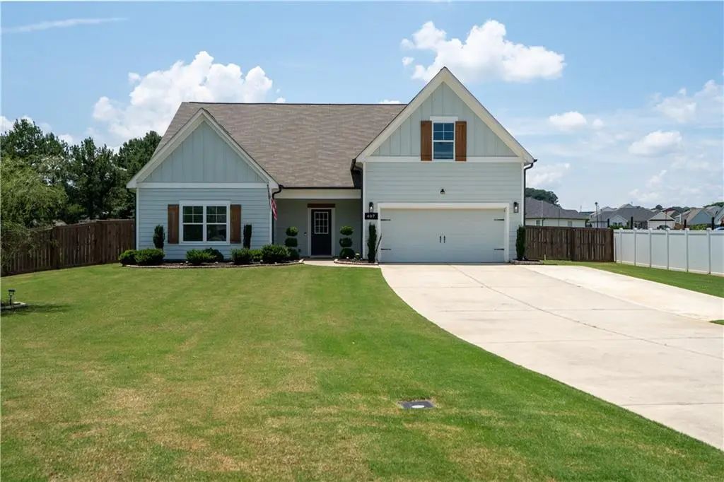 407 Glenn Trail, Winder