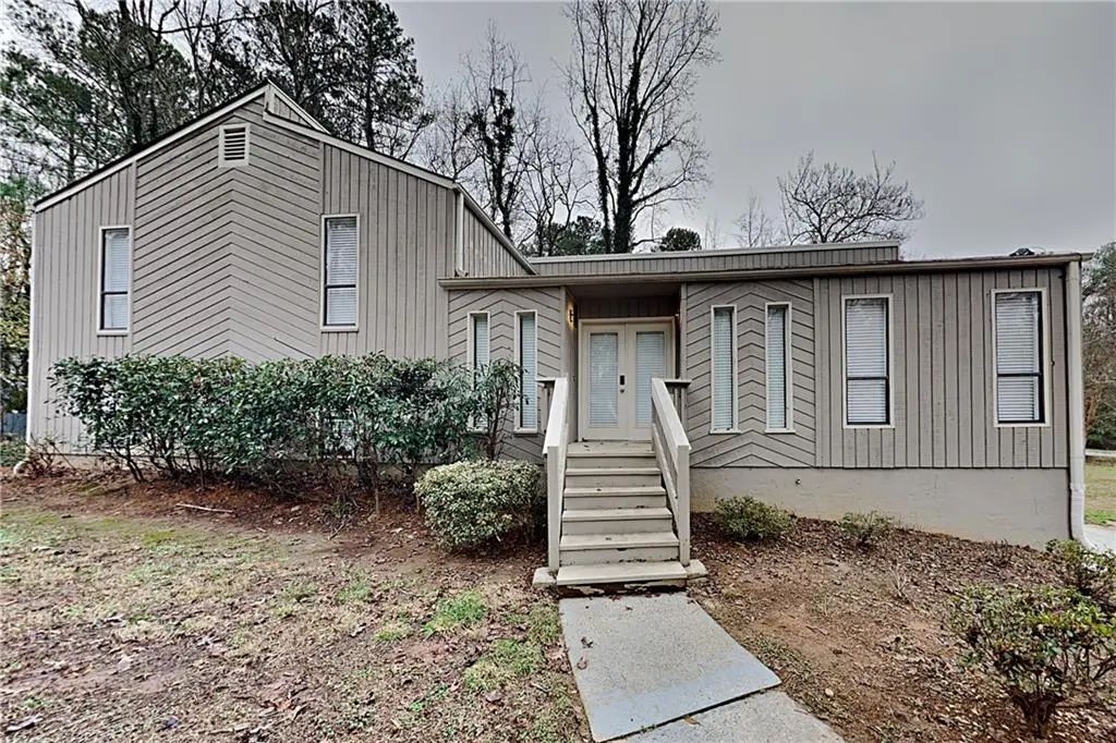 2929 Manitoba Lane, Marietta