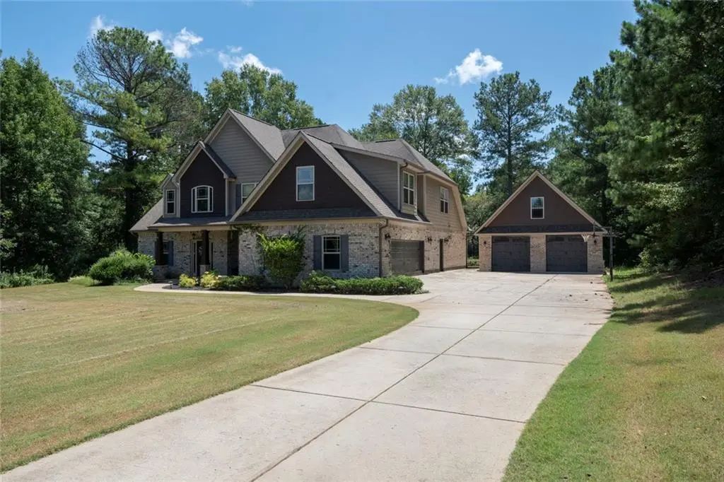 155 Chantilly Lane, Fayetteville