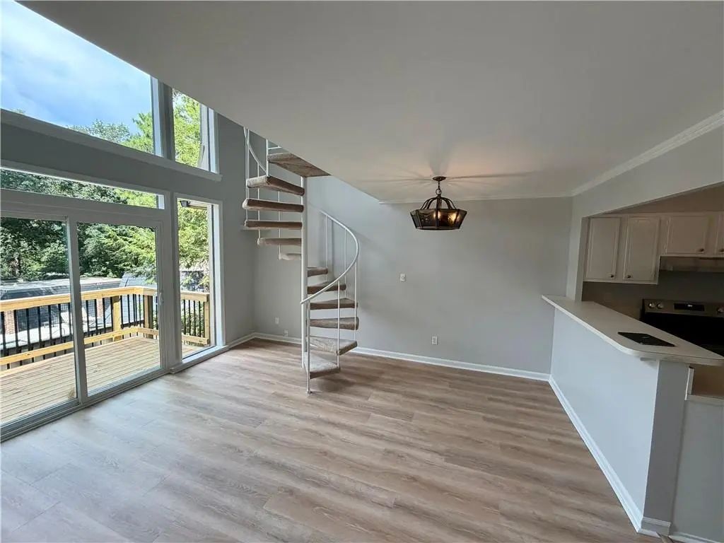 77 Adrian Place Nw, Atlanta