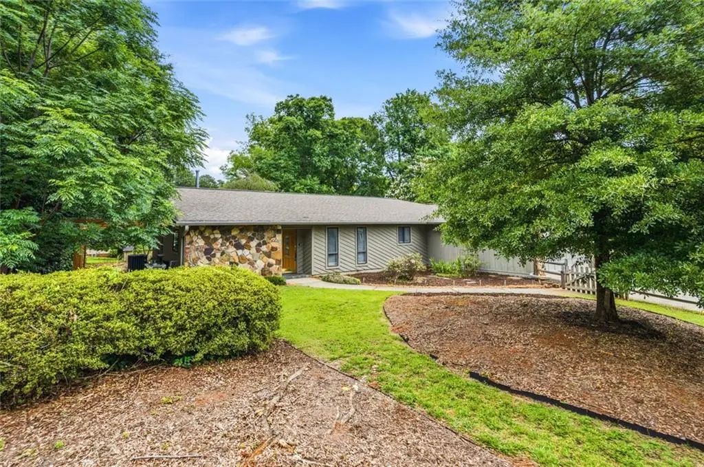 4759 Mockernut Court, Lilburn