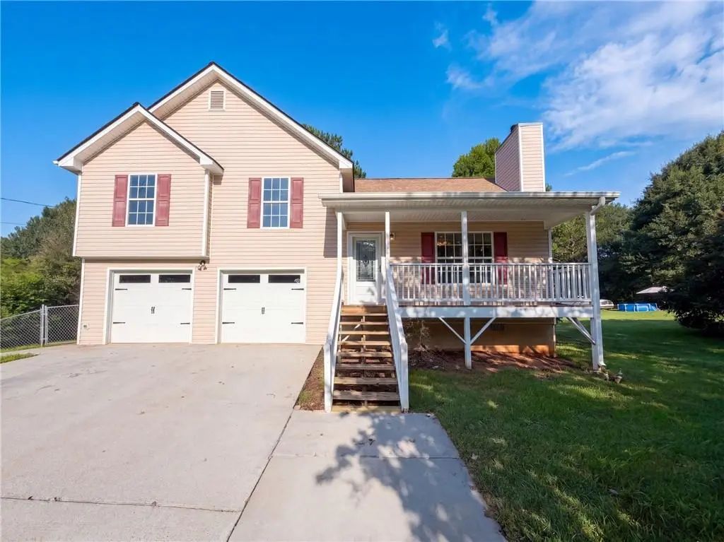 233 Temple Terrace, Temple