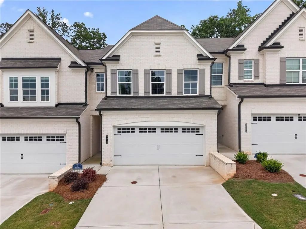 3915 Cavalier Way, Duluth