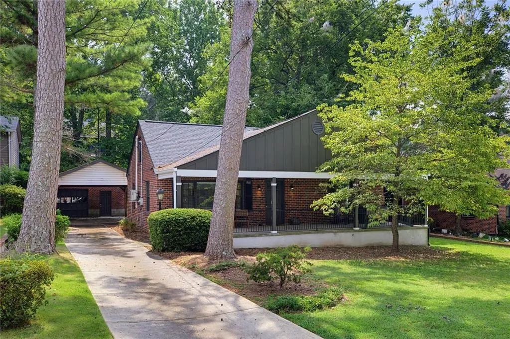 2397 Greylock Pl, Decatur