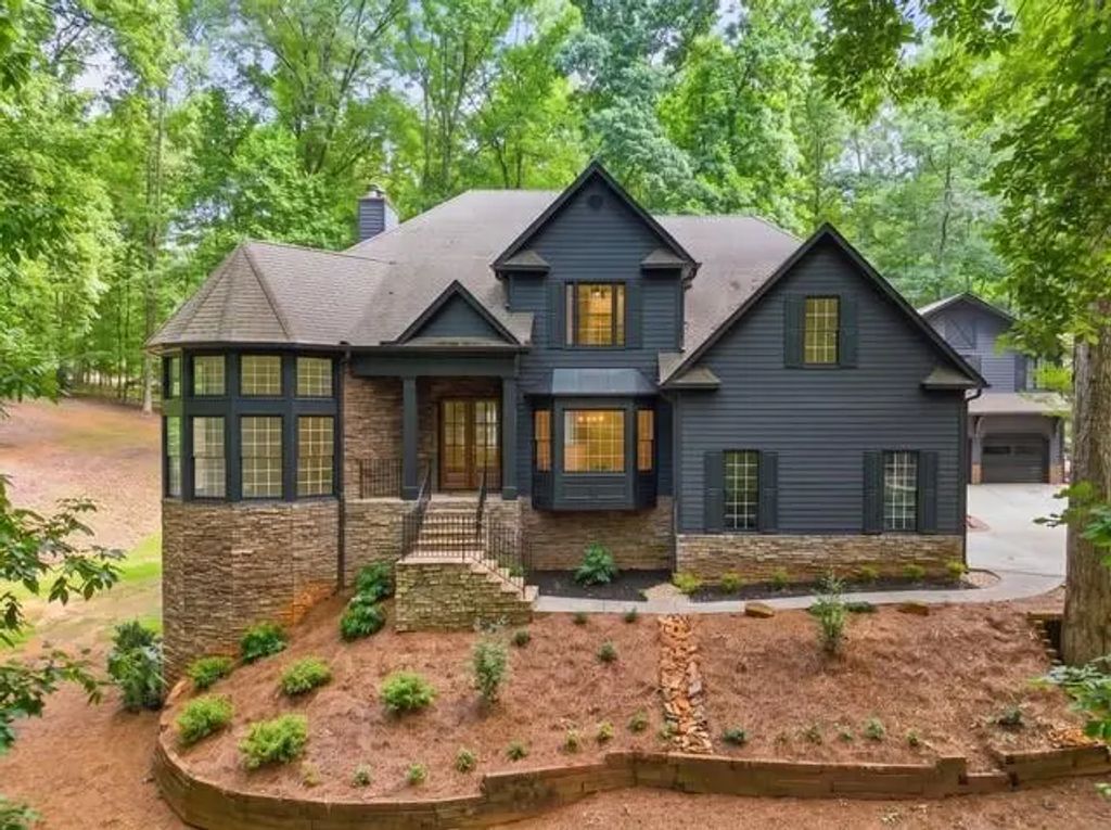 550 Eagles Landing Drive, Alpharetta