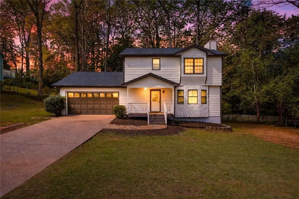976 Walnut Drive, Lawrenceville