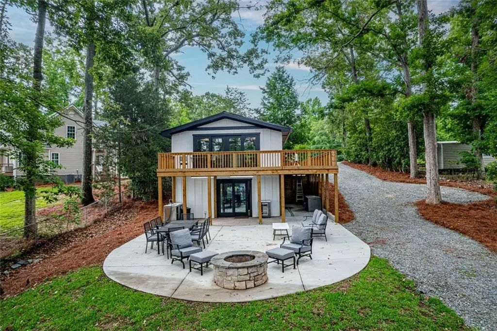 233 Lakeshore Drive, Eatonton
