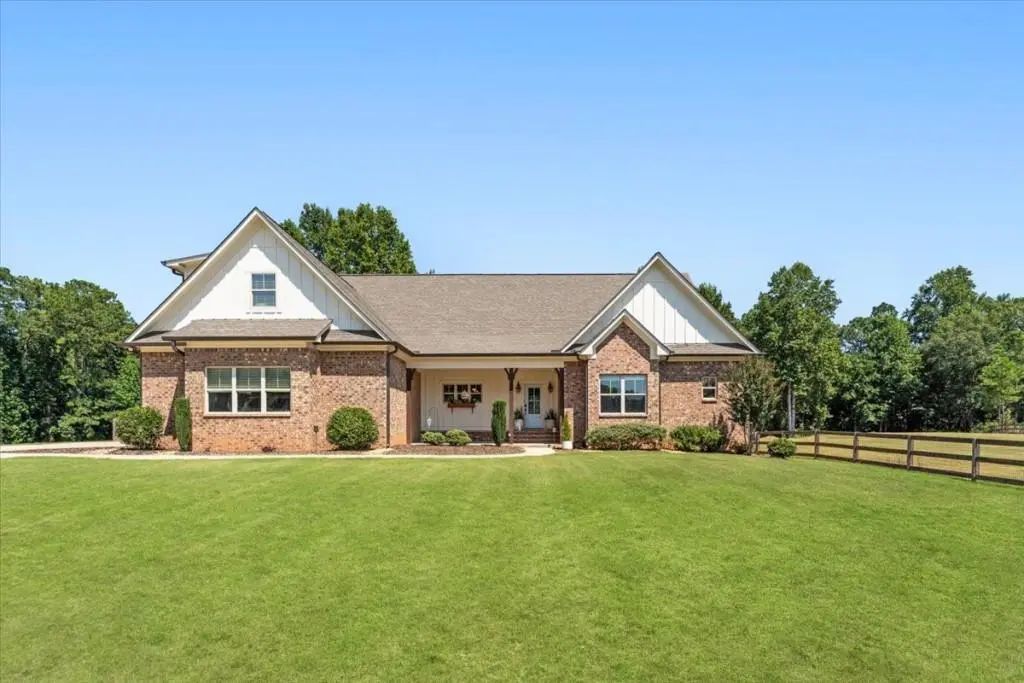915 Pool Road, Hiram