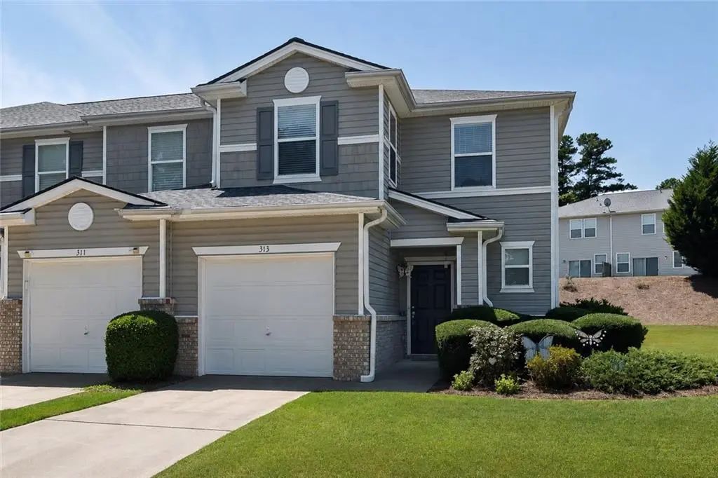 313 Oak Leaf Place, Acworth