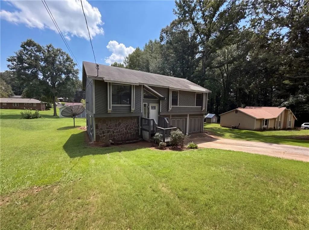 165 Splitwood Lane, Fairburn