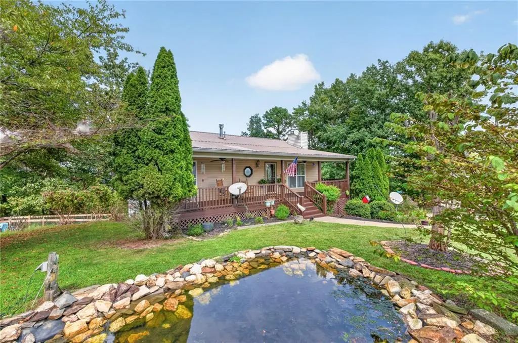 982 Raccoon Ridge, Ranger