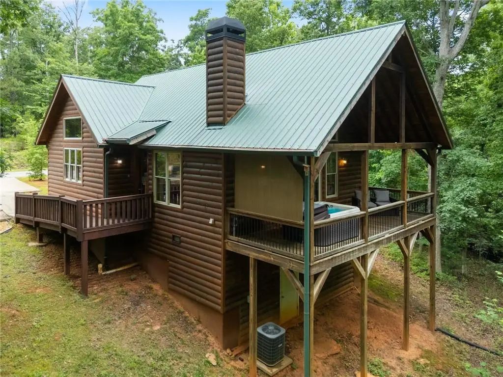 265 Maple Ridge Drive, Cleveland