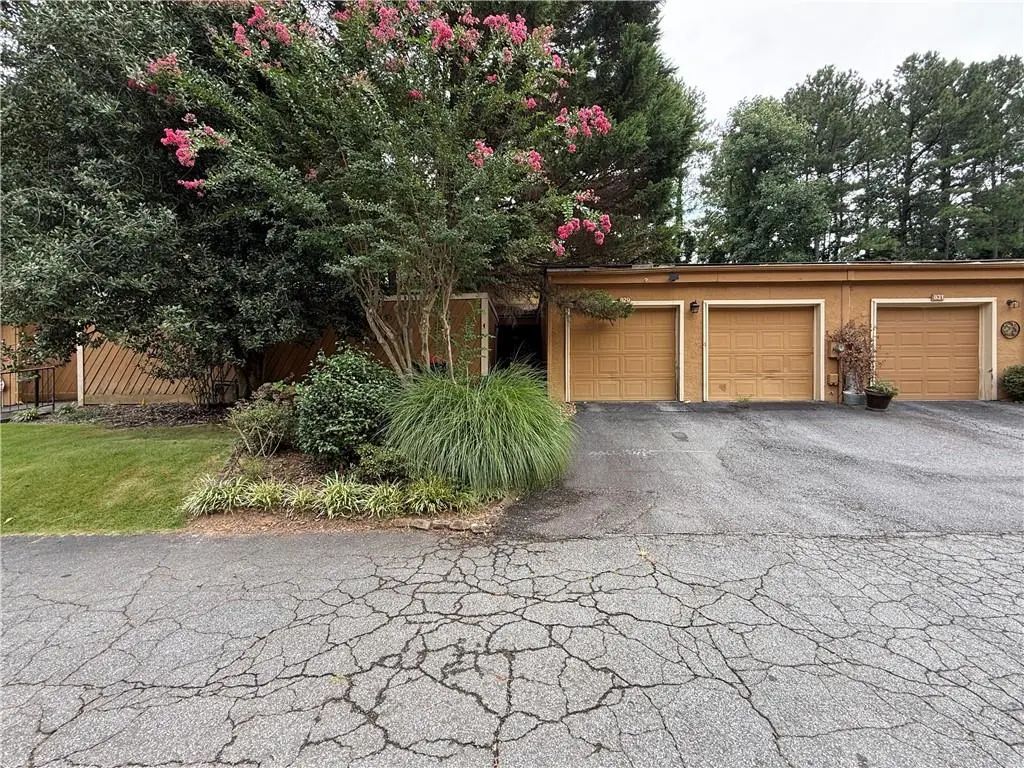 829 Lake Hollow Boulevard Sw, Marietta