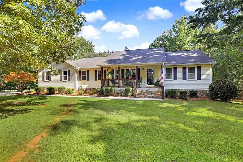 305 Hillview Road, Hampton