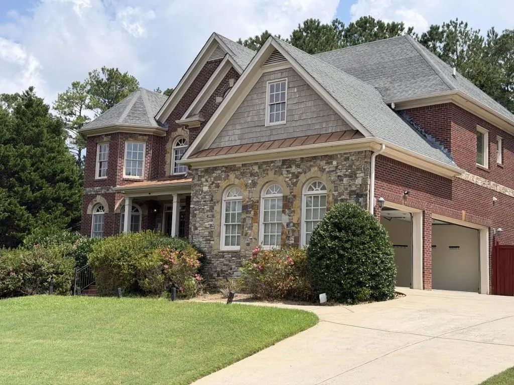 2862 Piedmont Enclave Court, Marietta