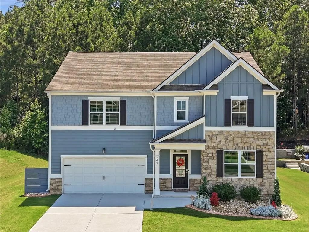 1007 Sly Fox Run, Fairburn