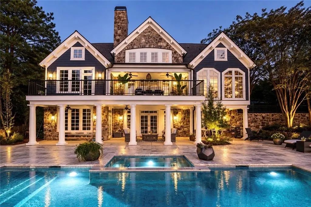 108 Oakmont Court, Carrollton