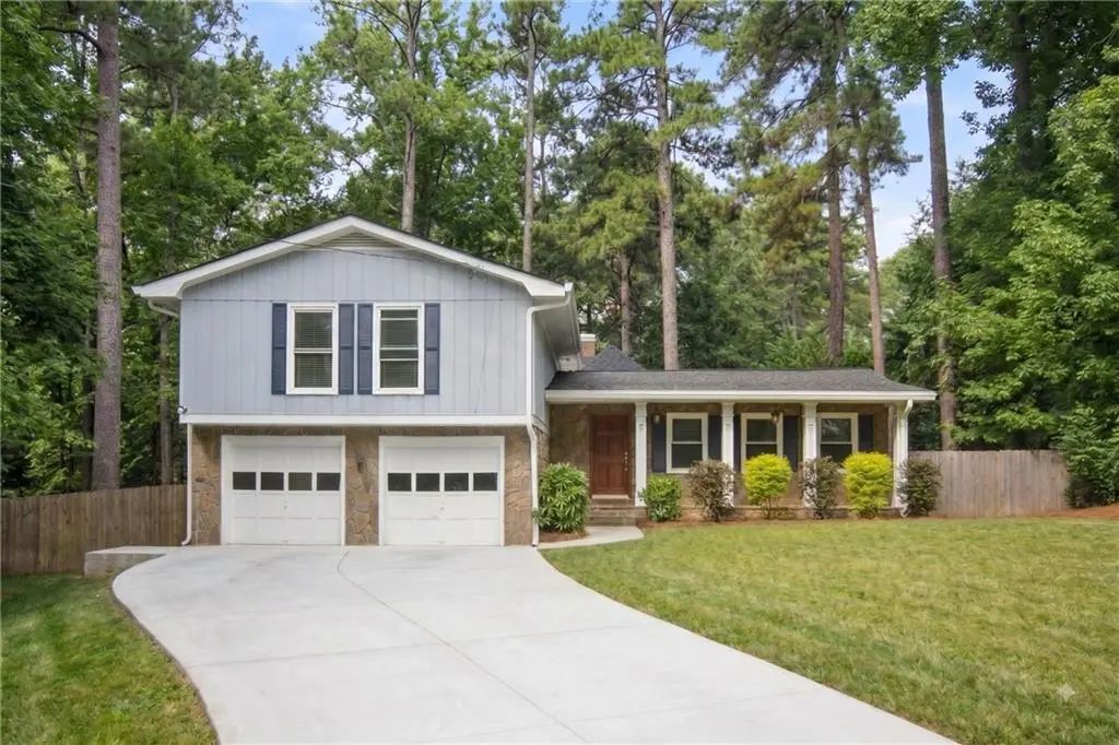 2264 Hylaea Road, Tucker