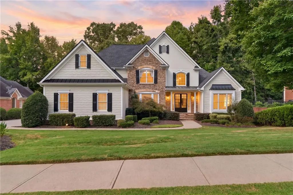 345 Majestic Cove, Milton