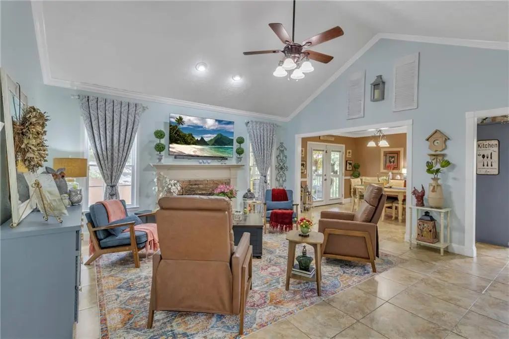 3105 Navajo Circle, Gainesville