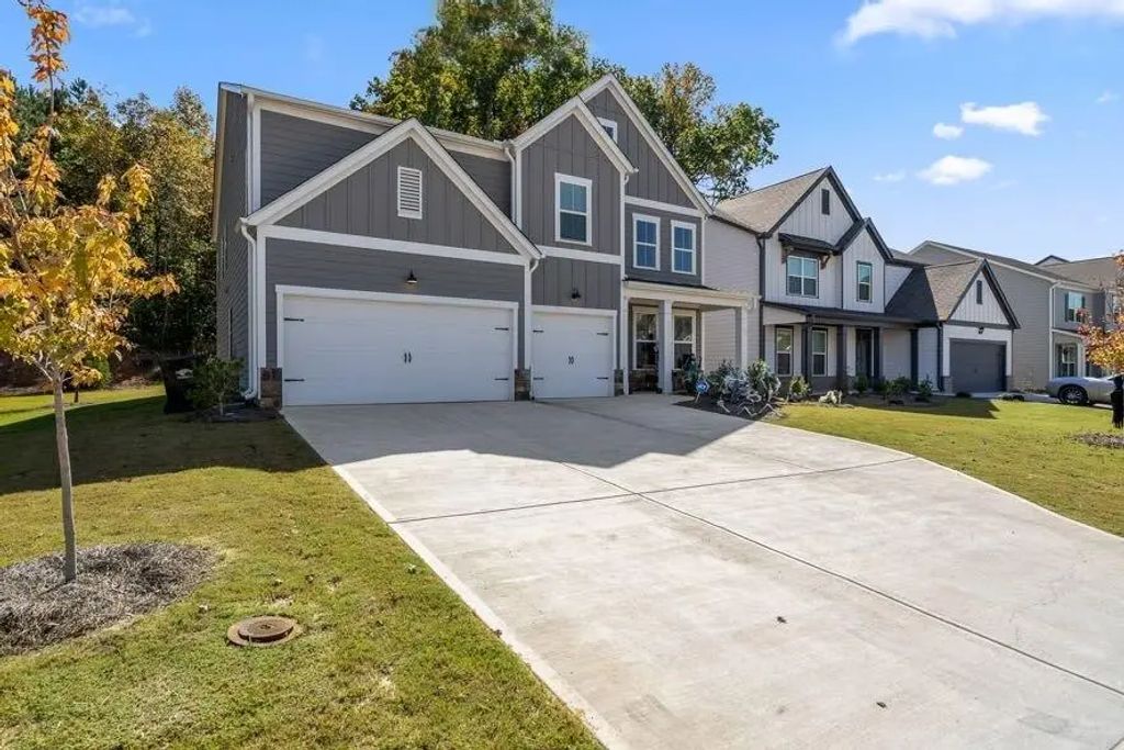 312 Garnet Drive, Acworth