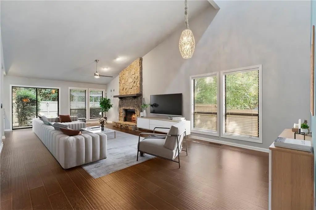 3000 Sawtooth Circle, Johns Creek