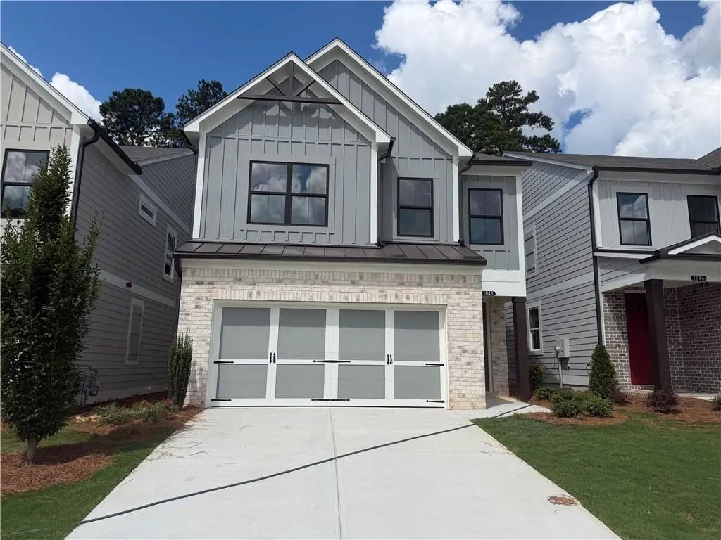 1648 Crestcreek Court, Marietta