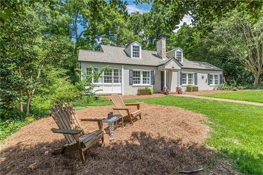 17 Northside Drive, Newnan