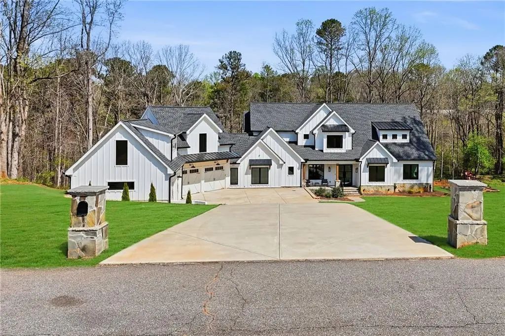 106 Belmont Drive, Canton