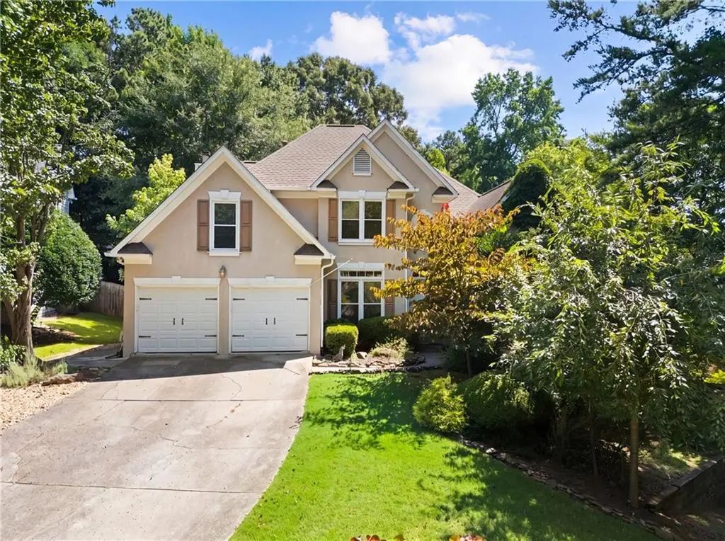 135 Nautica Way, Roswell