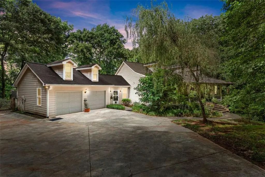 45 River Chase, Hoschton