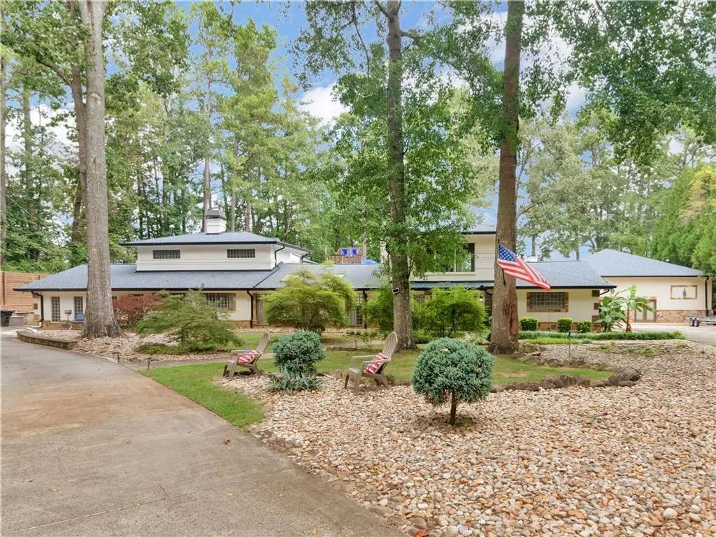 2440 Emerald Drive, Jonesboro