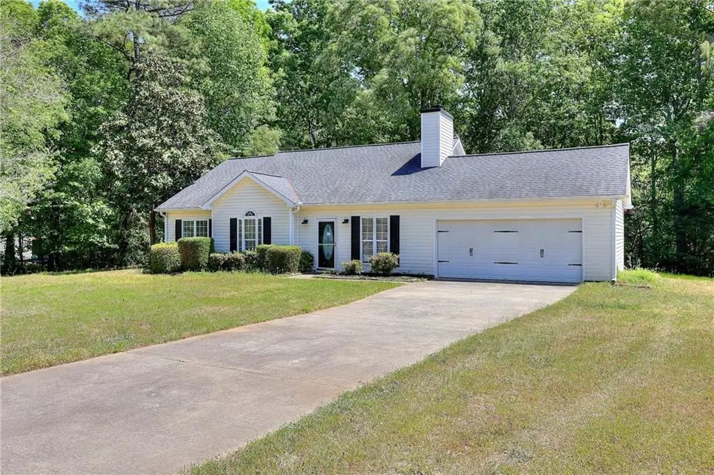 1022 Carriage Way, Loganville