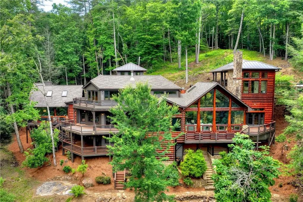 192 Delphi Hills Lane, Mccaysville