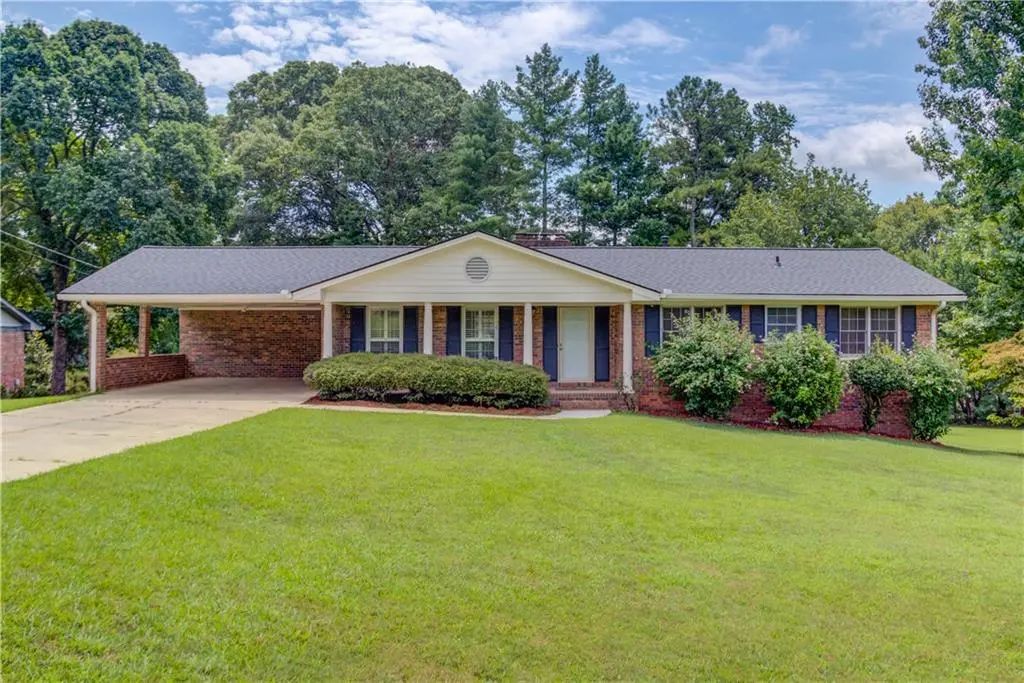 4461 S Roberts Drive, Sugar Hill
