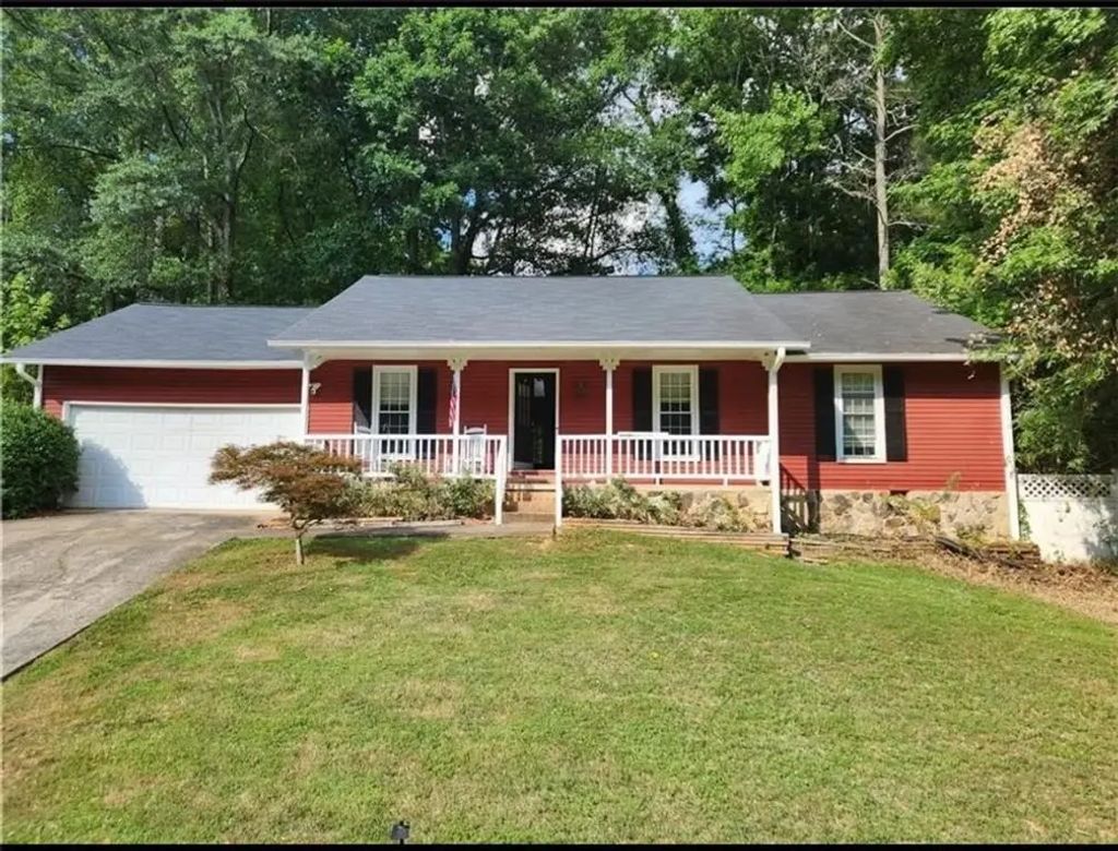 265 Barrington Drive E, Roswell