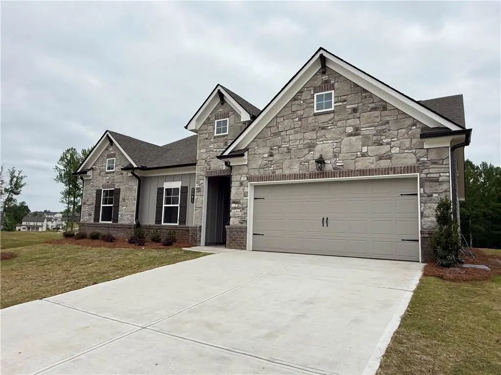 5503 Tullis Drive, Gainesville