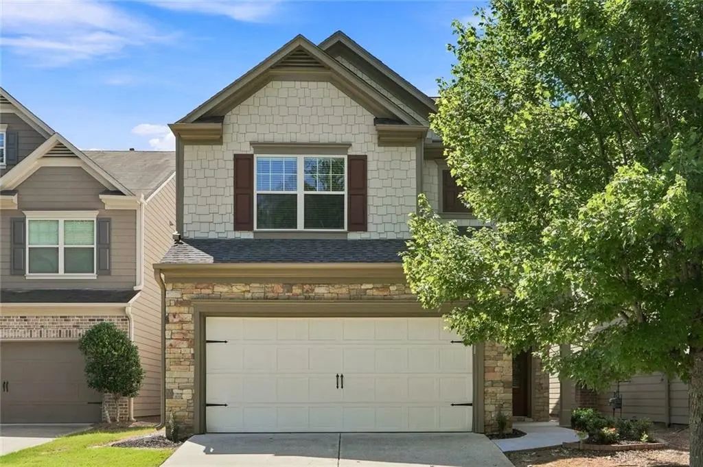 2710 Gold Creek, Cumming