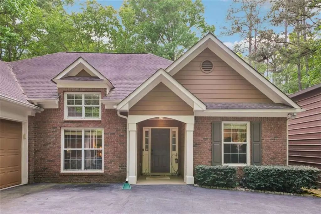 105 Flowers Drive, Covington