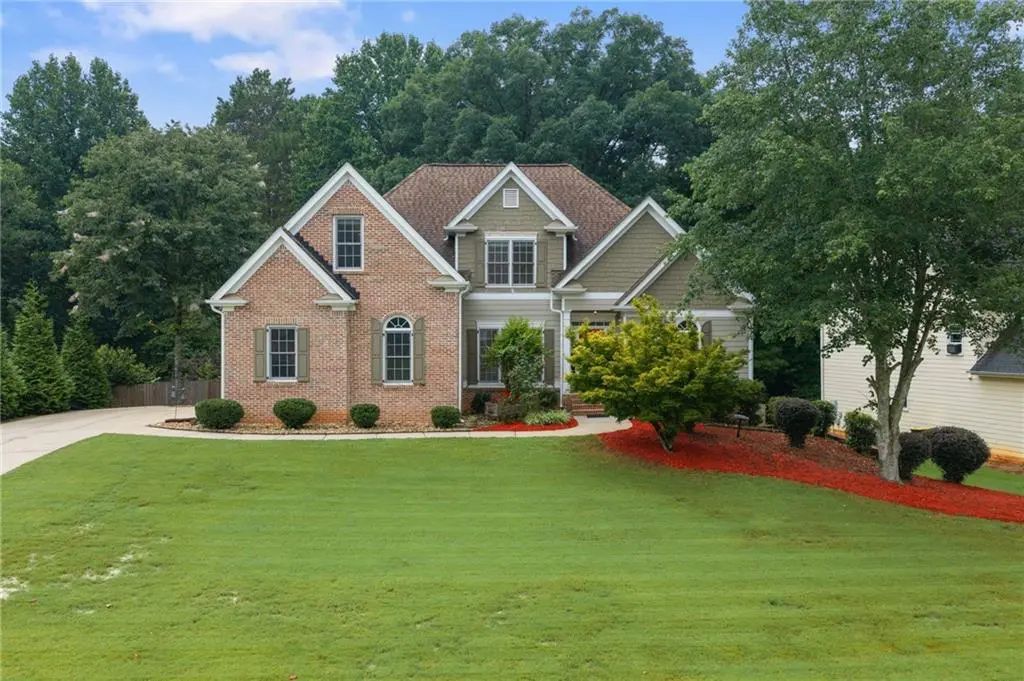 8745 Stone River Drive, Gainesville