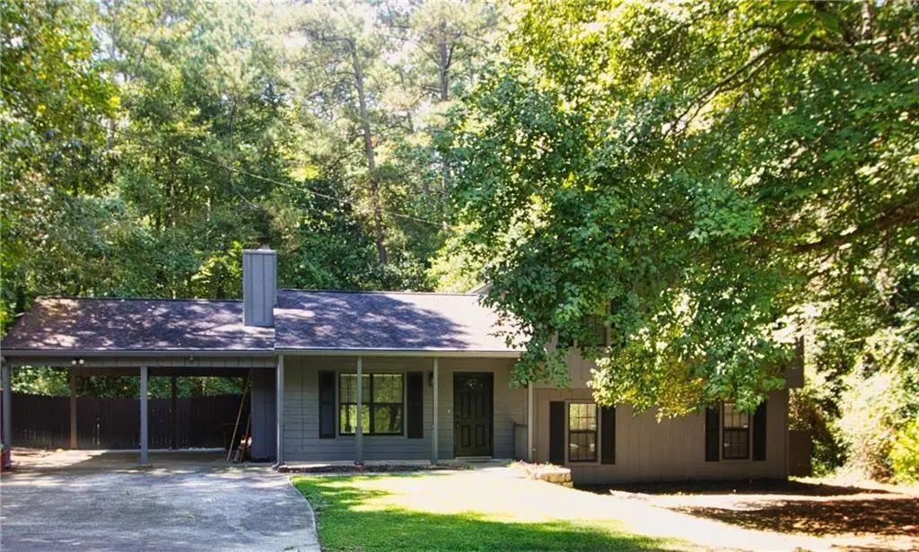 4685 Barnes Court, Loganville