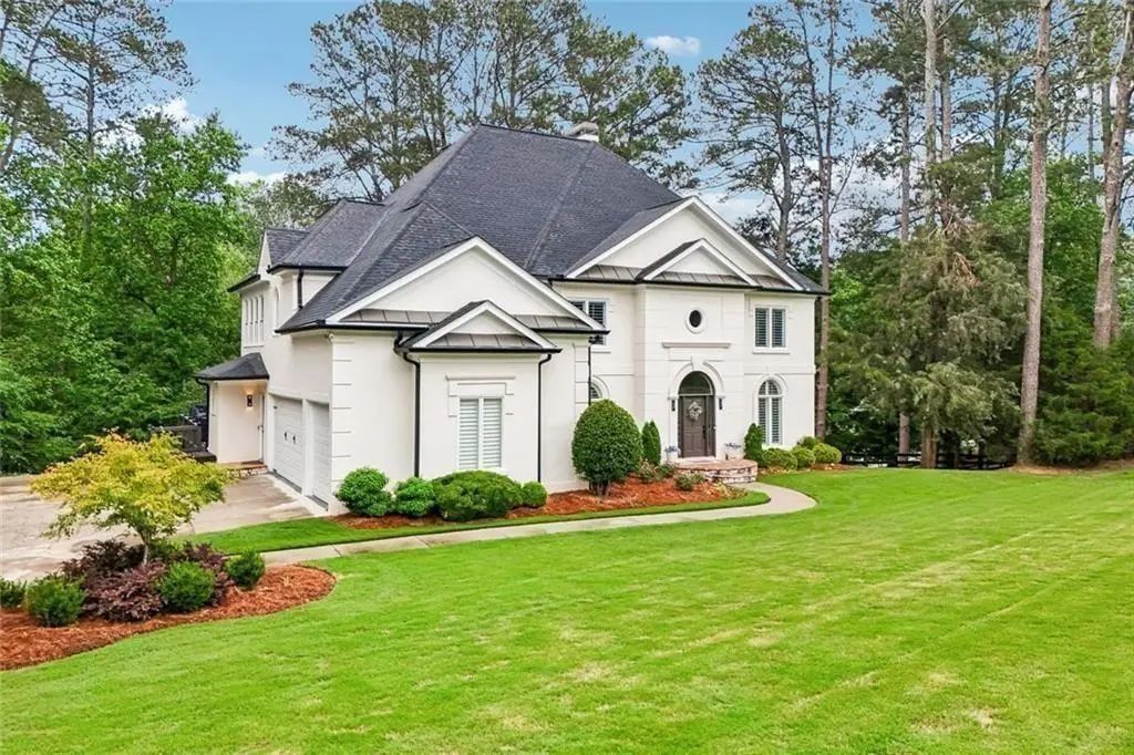 1091 Fieldstone Trail, Milton