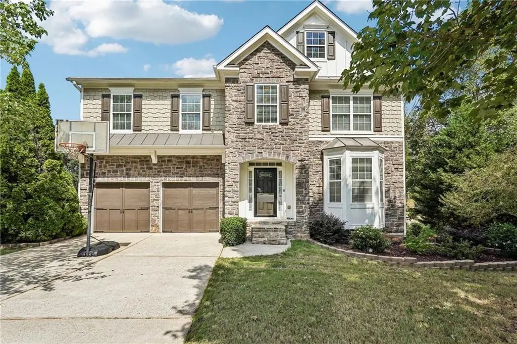 3350 Trail Creek Court, Cumming