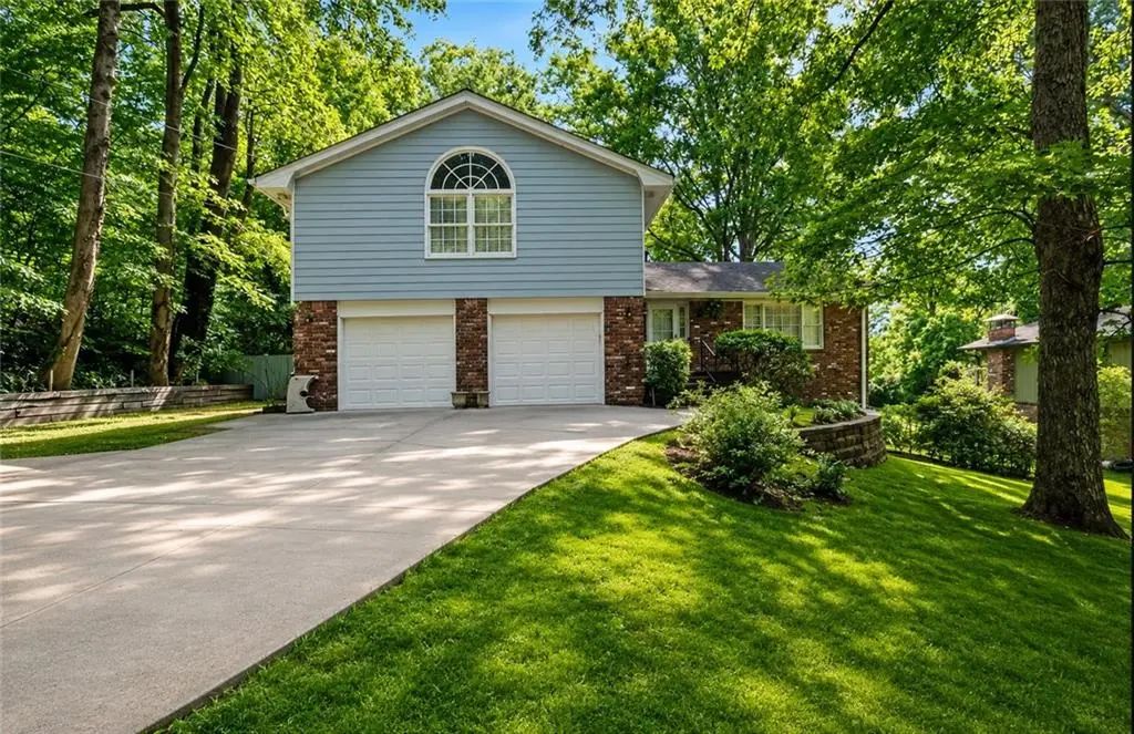 4916 Oak Grove Drive, Buford