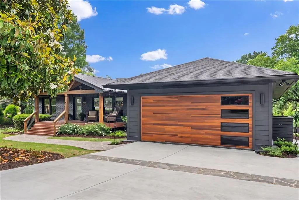 150 Mayfield Road, Alpharetta