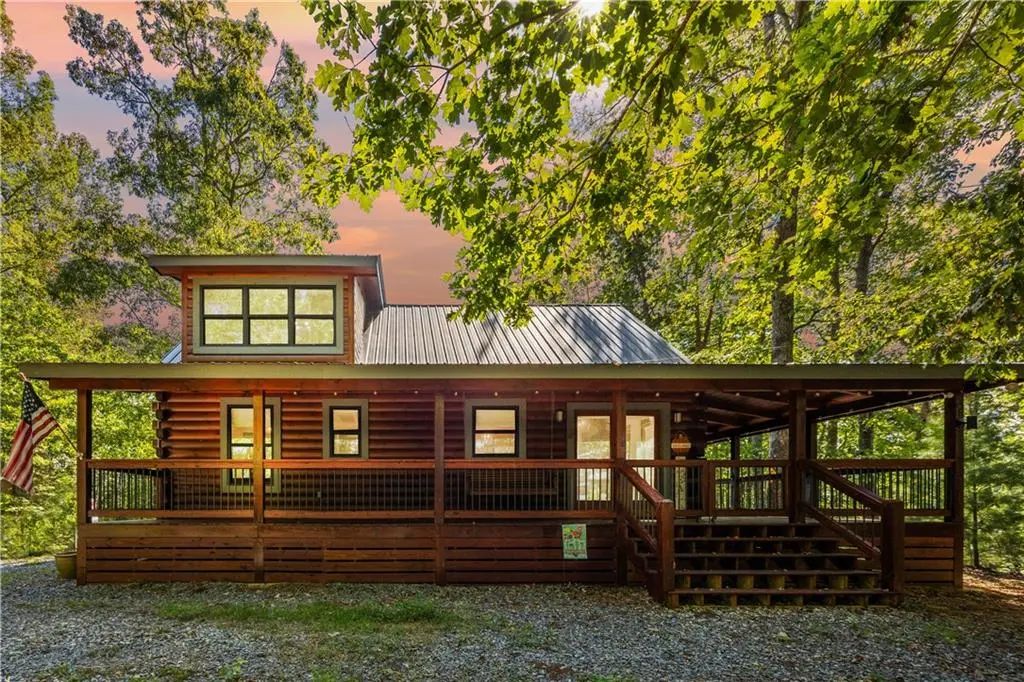 832 Scenic Mountain View Road, Blue Ridge