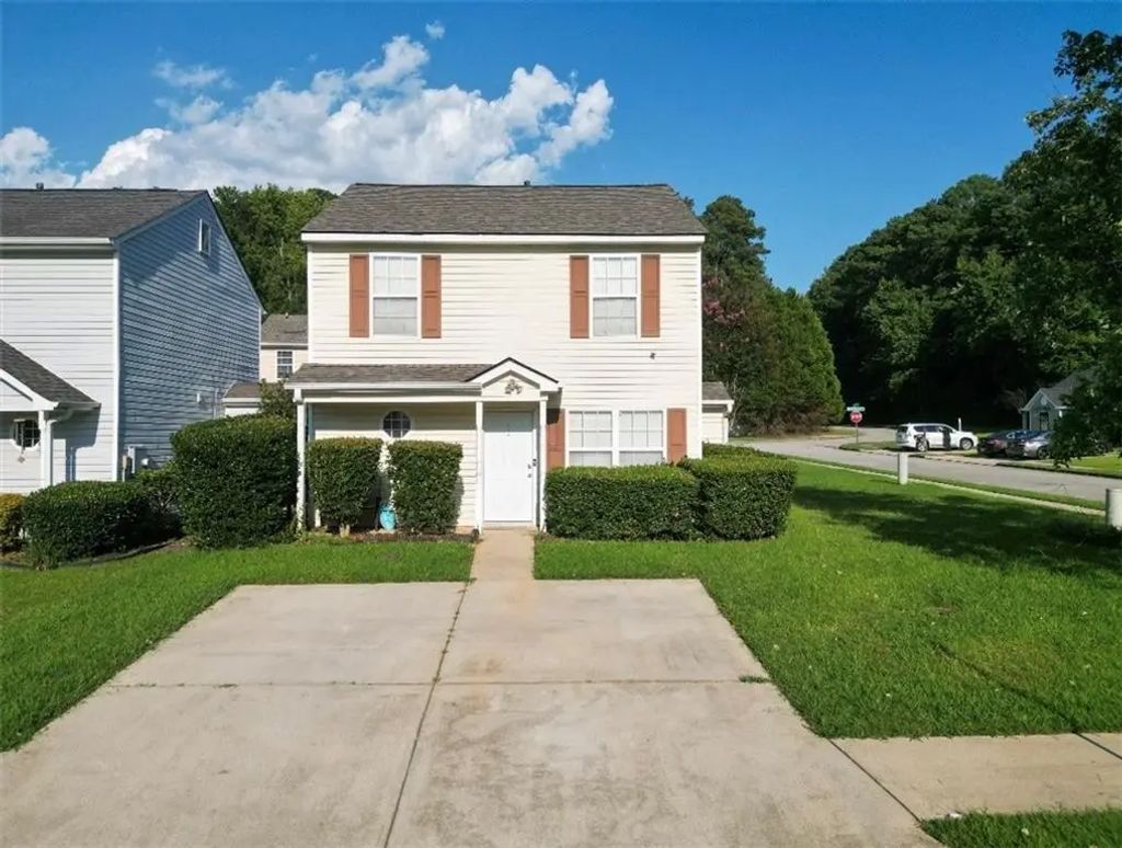 300 Goldenrod Drive, Stockbridge