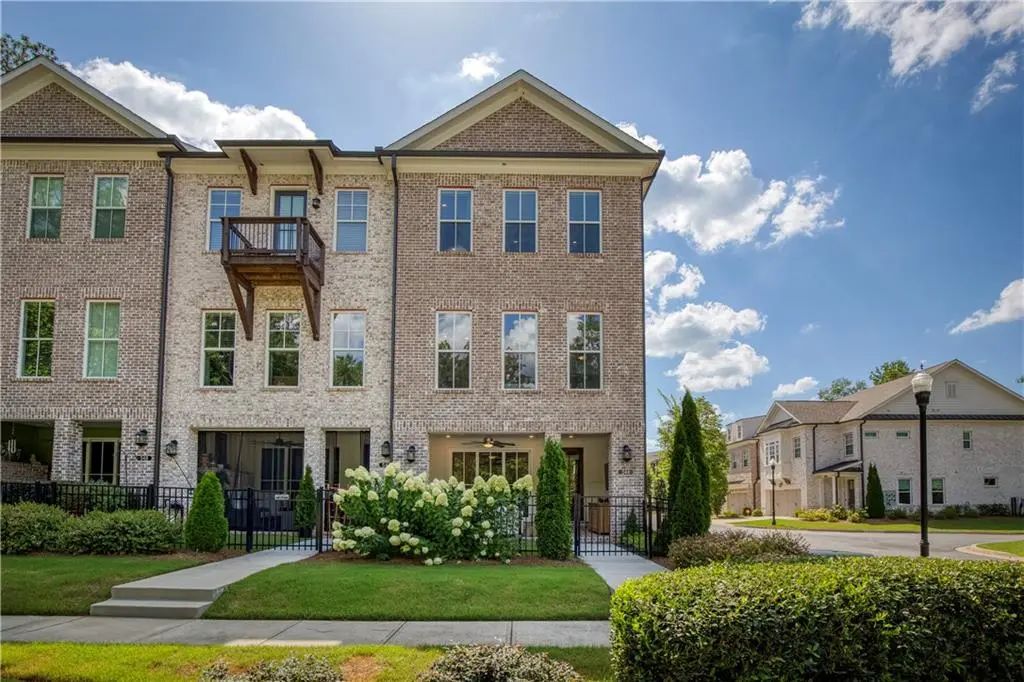 544 Clover Lane, Alpharetta