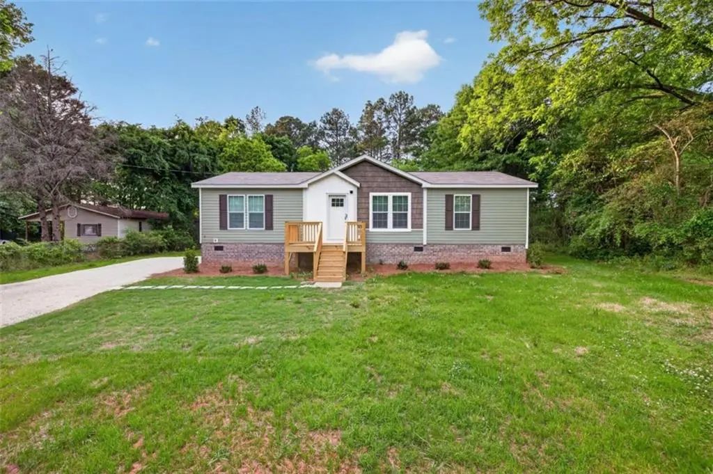 741 Thompson Lane, Loganville
